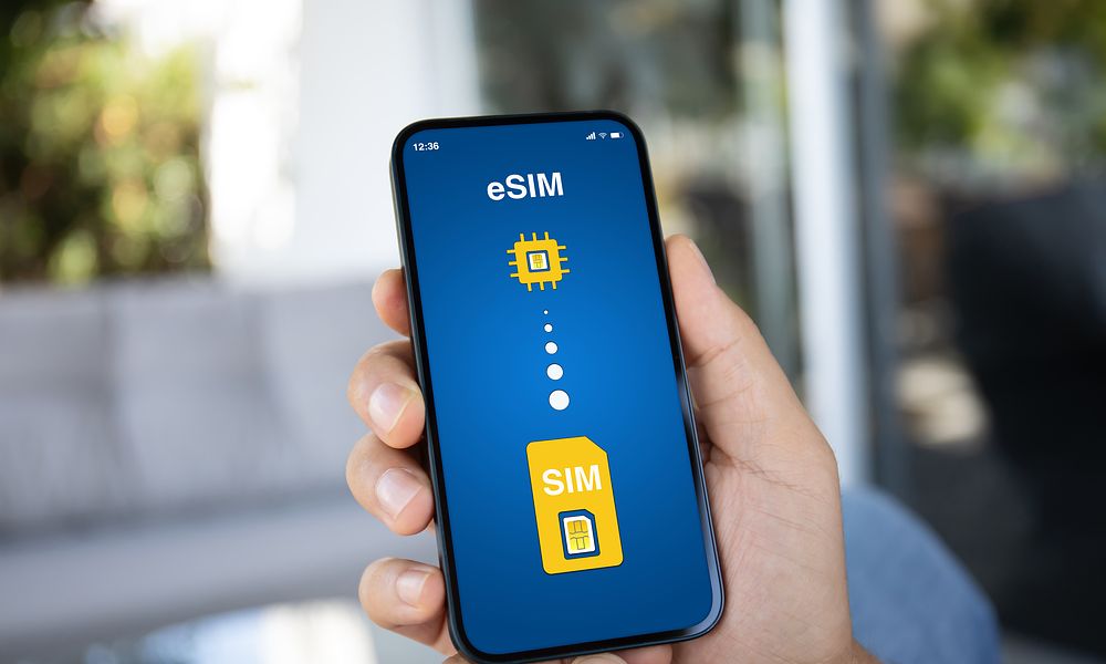 eSIMで他社に乗り換える方法は？iPhone・Androidスマホに分けて切り替え方法も解説