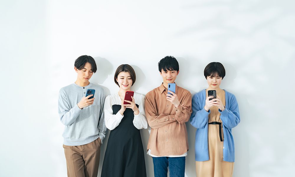 学生のスマホ代は誰が払う？平均額や高くなる原因、節約方法を解説